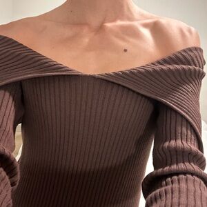 Brown off the shoulder midi dress size xs